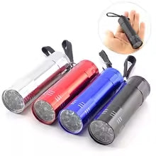 Mini linterna de 9 leds a pilas
